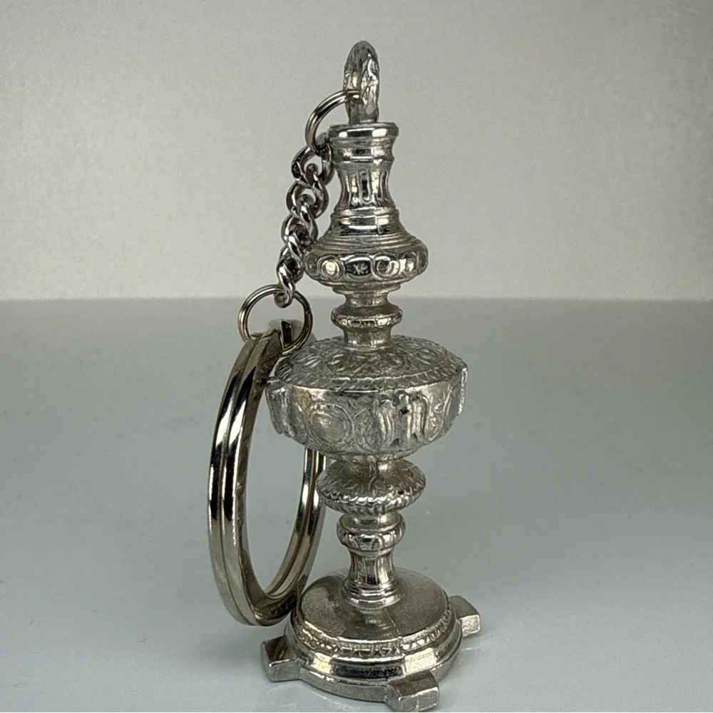 Kirk Stieff pewter keychain Elegant Silver Key Holder